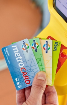 阿德莱德巴士和火车逃票处罚